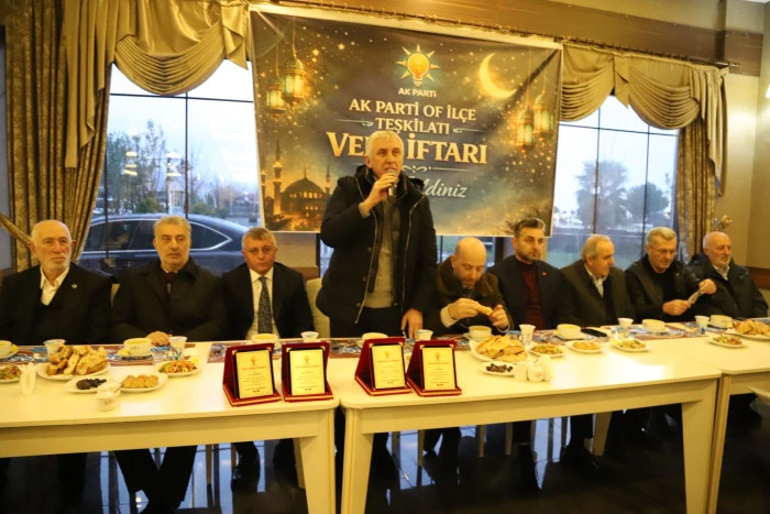 Başkan Sarıalioğlu AK Teşkilatla İftar Sofrasında Buluştu