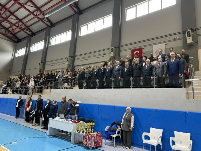 T&uuml;rk Gen&ccedil;liği Of'ta 19 Mayıs Ruhunu Yeniden Yaşattı