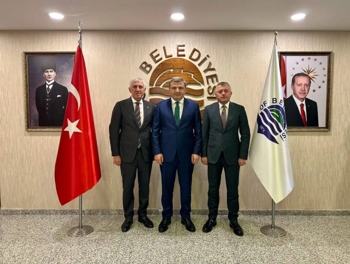 Başkan Sarıalioğlu, G&uuml;m&uuml;şhane Milletvekili K&ouml;se'yi Makamında Ağırladı