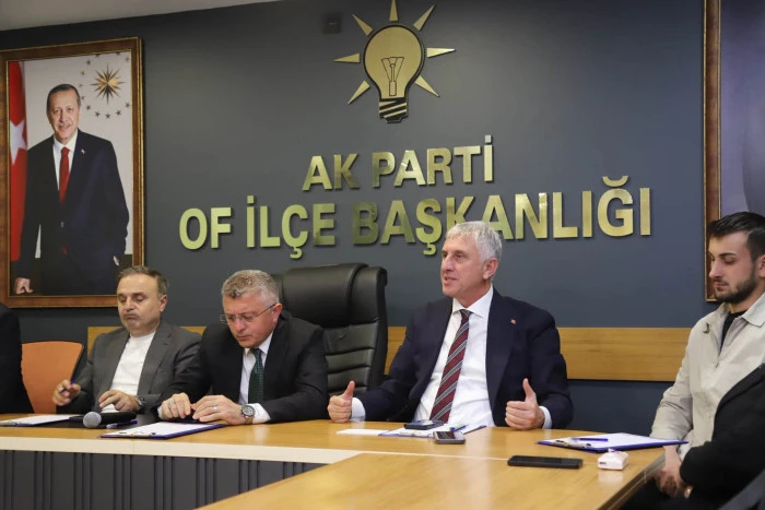 Başkan Sarıalioğlu,'İyi Ki Sizlerle Beraber Of'a Hizmet Ediyoruz'
