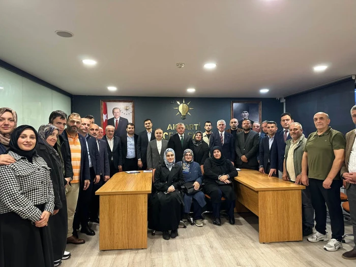 Başkan Sarıalioğlu,'İyi Ki Sizlerle Beraber Of'a Hizmet Ediyoruz'