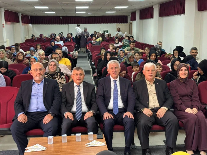 Başkan Sarıalioğlu, Of Anadolu İmam Hatip Lisesi Mezuniyet Heyecanına Ortak Oldu