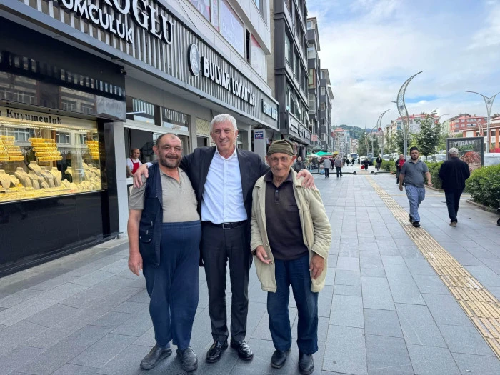 Başkan Sarıalioğlu, Of esnafıyla bir araya geldi