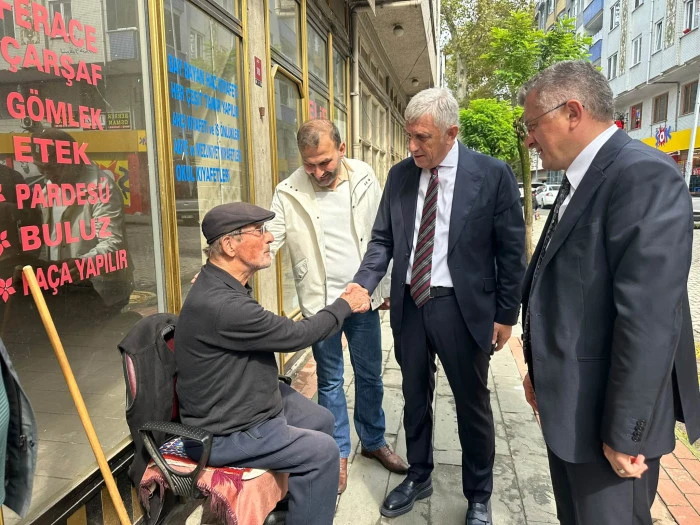 Başkan Sarıalioğlu, Of esnafıyla bir araya geldi
