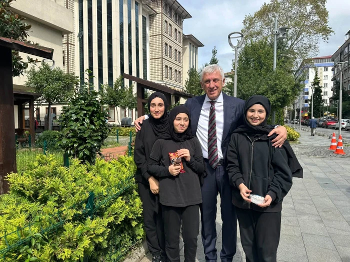 Başkan Sarıalioğlu, Of esnafıyla bir araya geldi