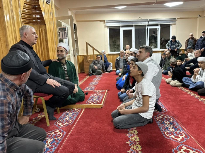 Of'ta Ramazan Buluşmaları Mahalle Mahalle Devam Ediyor