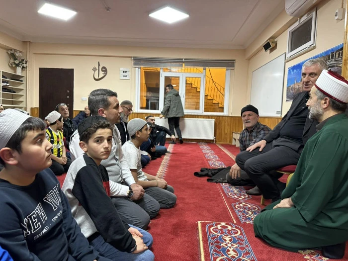 Of'ta Ramazan Buluşmaları Mahalle Mahalle Devam Ediyor