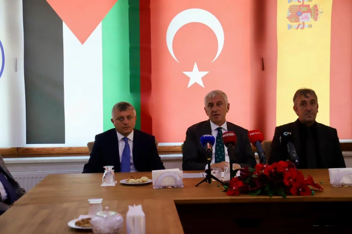 Of Belediyesi'nden Sanchez ve İspanya Milli Takımı İ&ccedil;in Fahri Hemşehrilik Kararı