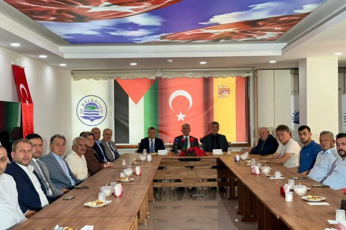 Of Belediyesi'nden Sanchez ve İspanya Milli Takımı İ&ccedil;in Fahri Hemşehrilik Kararı