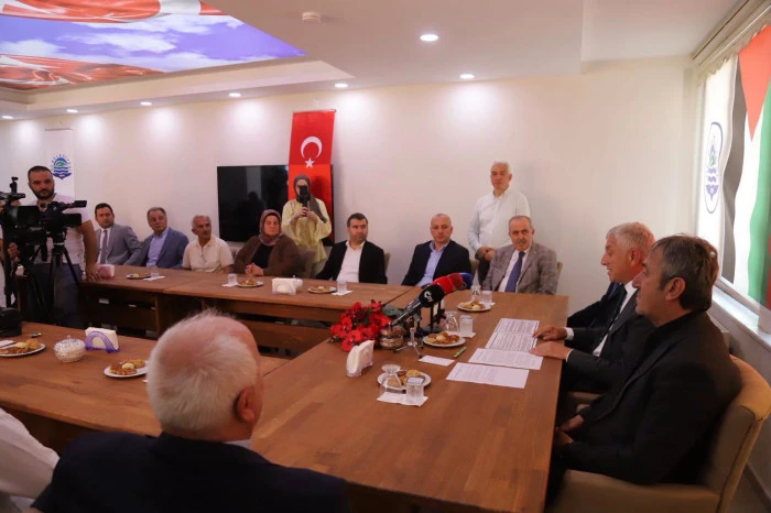 Of Belediyesi'nden Sanchez ve İspanya Milli Takımı İ&ccedil;in Fahri Hemşehrilik Kararı
