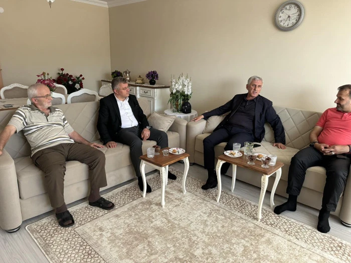 Başkan Sarıalioğlu'ndan Oflu Hacılara Anlamlı Ziyaret