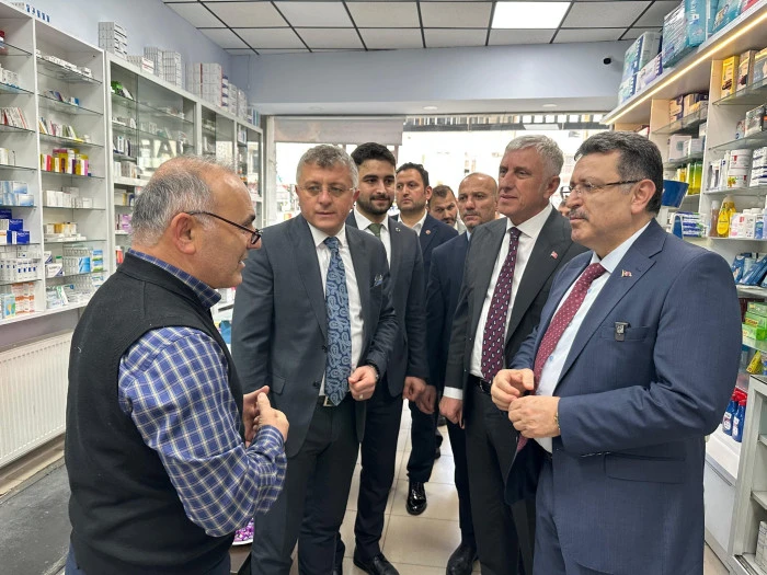 Başkan Sarıalioğlu ve Genç, Of Esnafını Ziyaret Etti