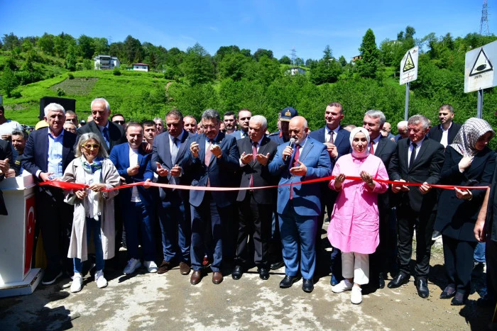 Doğa sporlarına yeni soluk: Hayrat'ta rafting heyecanı başladı