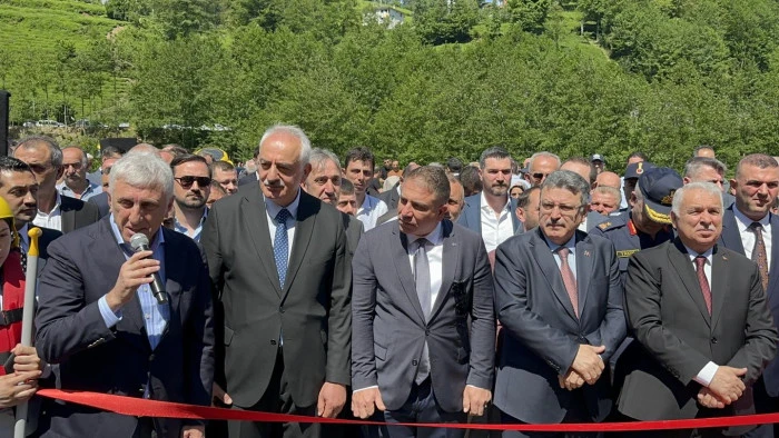 Doğa sporlarına yeni soluk: Hayrat'ta rafting heyecanı başladı