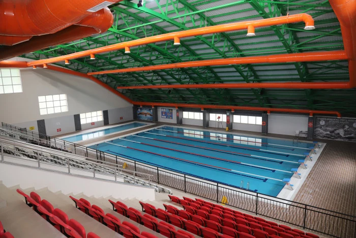 Of'a Değer Katan Yatırım: Of Yarı Olimpik Kapalı Y&uuml;zme Havuzu