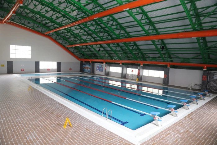 Of'a Değer Katan Yatırım: Of Yarı Olimpik Kapalı Y&uuml;zme Havuzu