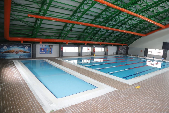 Of'a Değer Katan Yatırım: Of Yarı Olimpik Kapalı Y&uuml;zme Havuzu