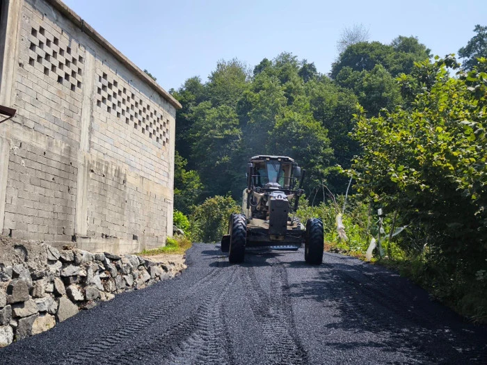 Of'ta asfalt seferberliği sürüyor