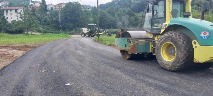 Of'ta asfalt seferberliği sürüyor