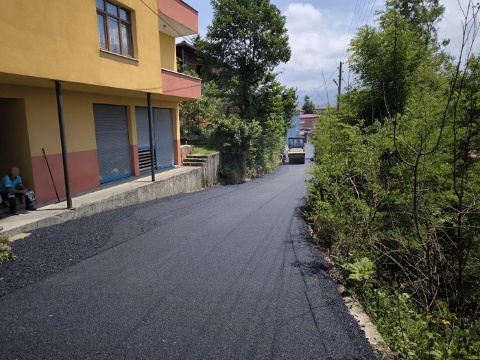 Of'ta asfalt seferberliği sürüyor