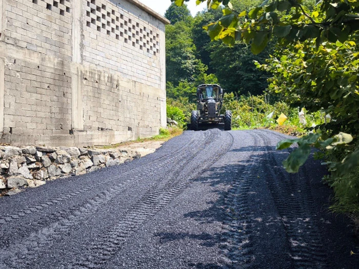 Of'ta asfalt seferberliği sürüyor