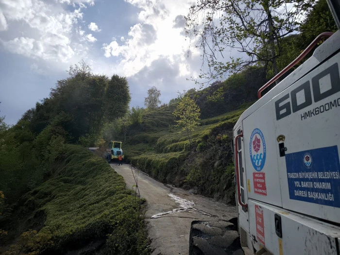 Tavşanlı ve Yazlık Mahallesi'nde Asfalt Serim Çalışmaları Tamamlandı
