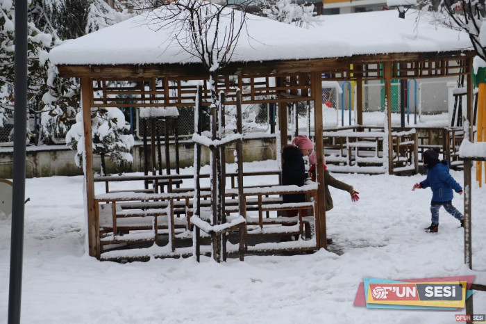 Of'tan Kar Manzaraları