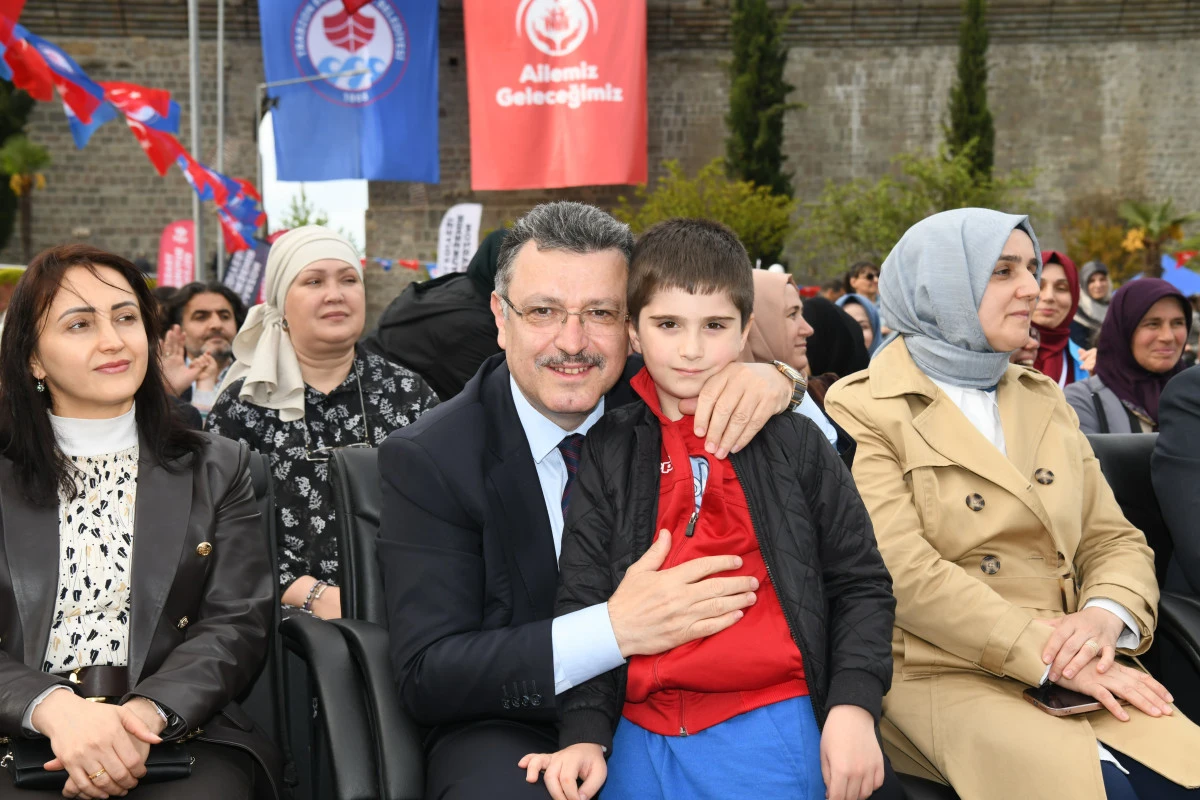 Başkan Genç: En Büyük Gücümüz Aile Yapımızdır