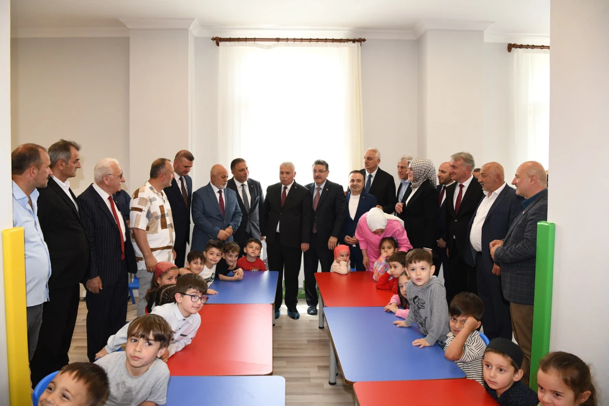 Başkan Genç: İnsanlığa Rehber Olmuş Medeniyetin Temsilcisiyiz