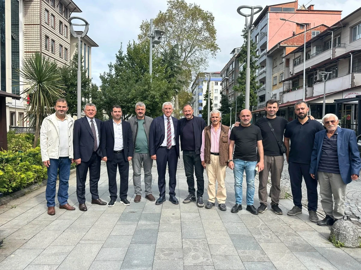 Başkan Sarıalioğlu, Of esnafıyla bir araya geldi