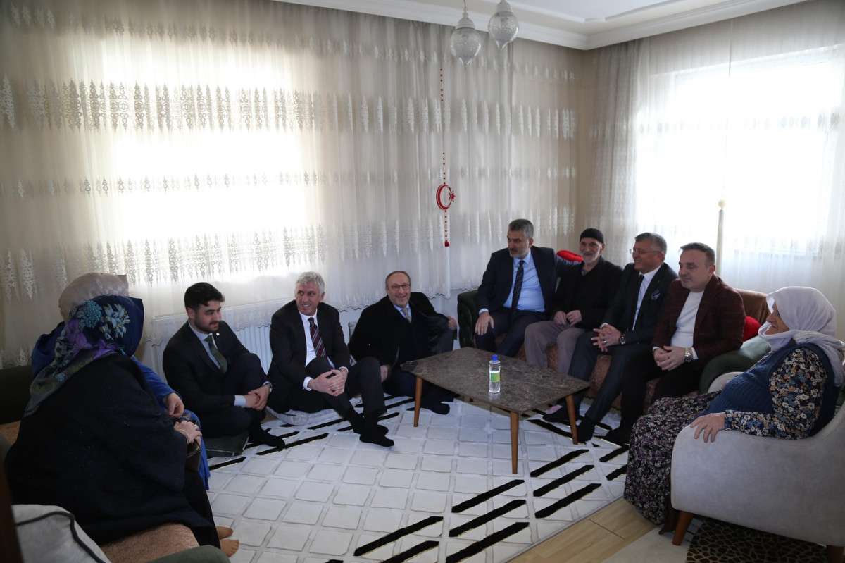 Başkan Sarıalioğlu, Şehit Ailelerinin Her Zaman Yanında