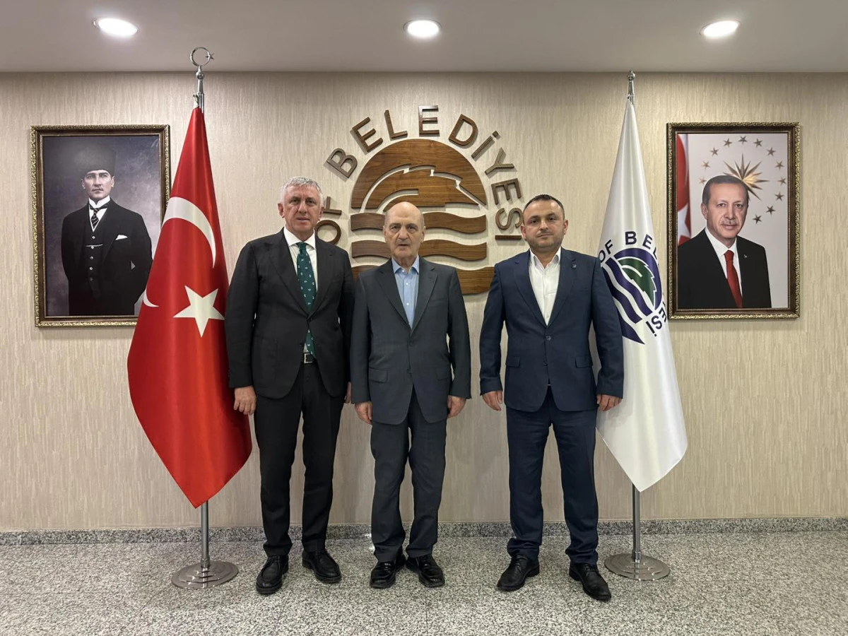 Bayraktar'dan Memleketi Trabzon'a Ramazan Desteği