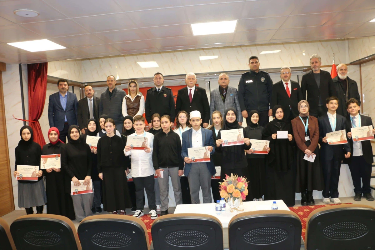 İstiklal Şairi Mehmet Akif Ersoy Of'ta anıldı