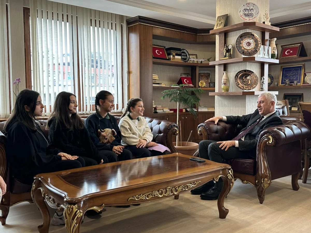 Minik Muhabirlerden Başkan Sarıalioğlu'na Ramazan R&ouml;portajı