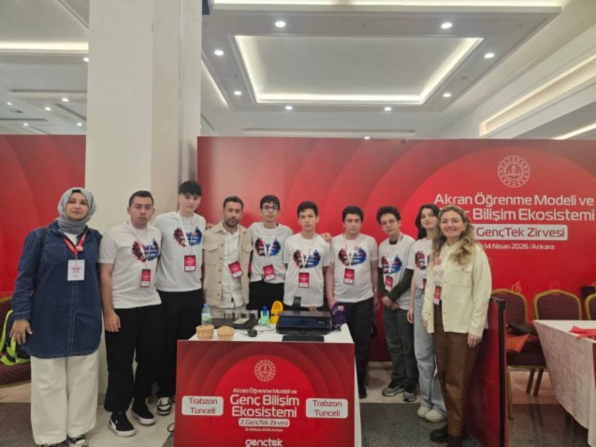 Of Fen Lisesi &ouml;ğrencisi Enver Buğra Akg&uuml;n Gen&ccedil;Tek Zirvesi'ne katıldı