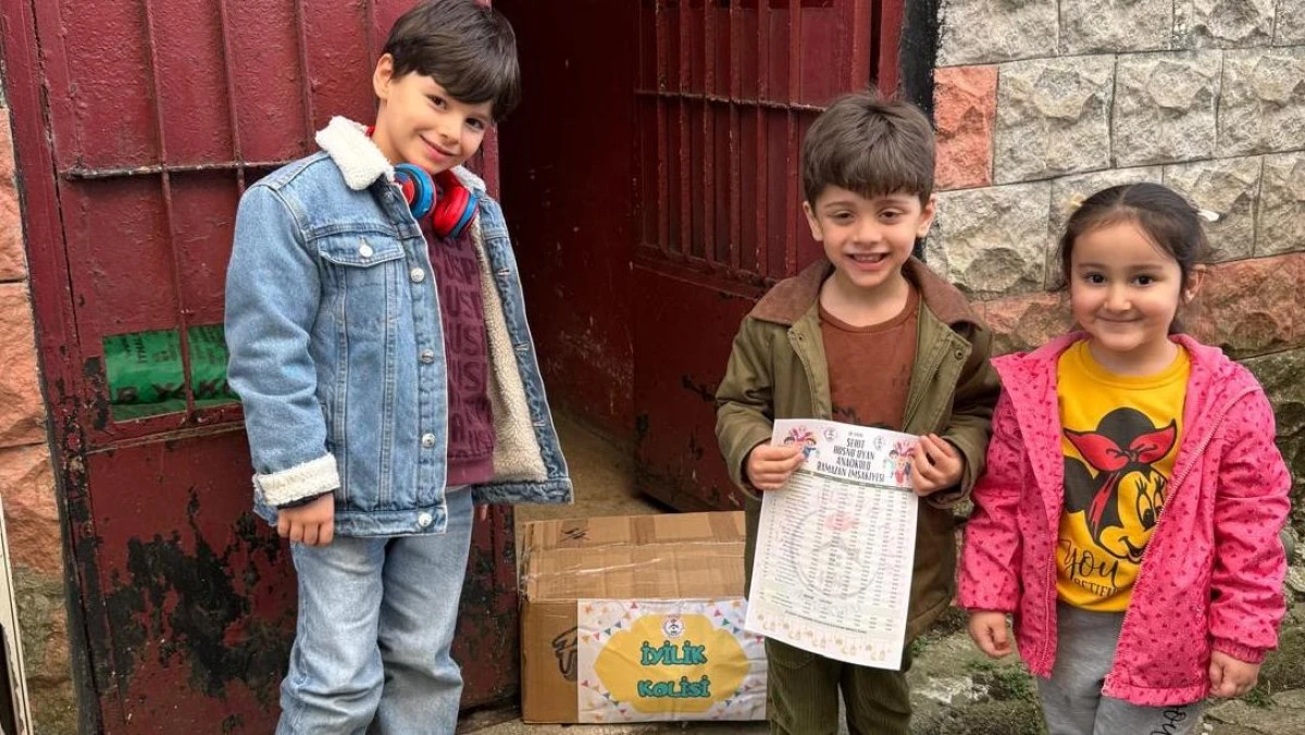 Of Şehit H&uuml;sn&uuml; Uyan Anaokulu minik &ouml;ğrencilerinin ramazan dayanışması