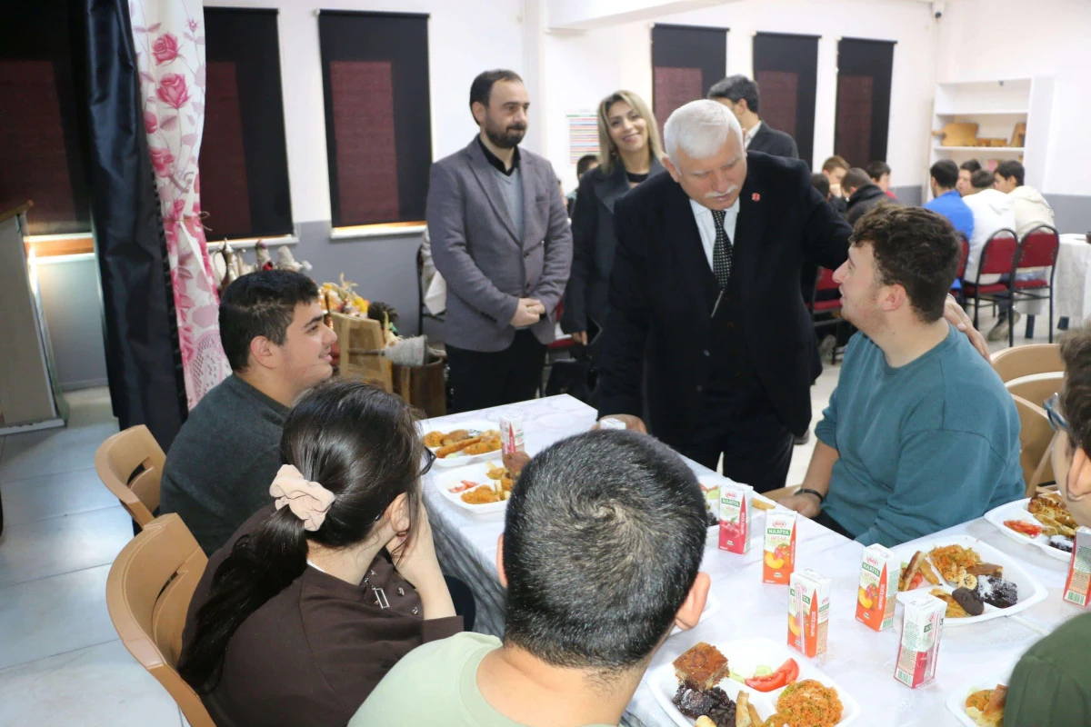 Of Yakup T&uuml;rk&ouml;z &Ouml;zel Eğitim Okulunda Yerli malı haftası kutlandı