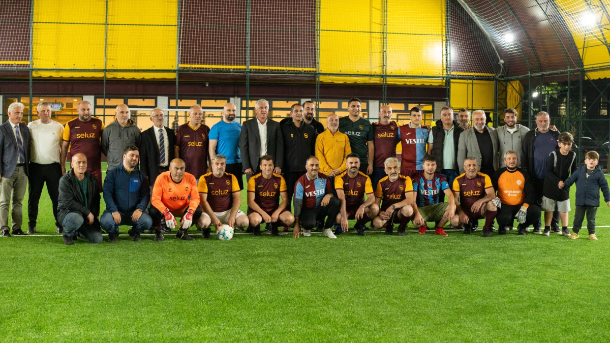 Ofspor'un Yenilenen Halı Sahası Görkemli Törenle Açıldı