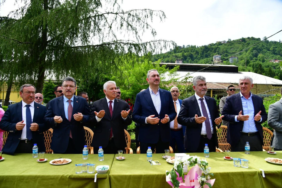 Of'ta 2025 Yaş Çay Sezonu Dualarla Açıldı