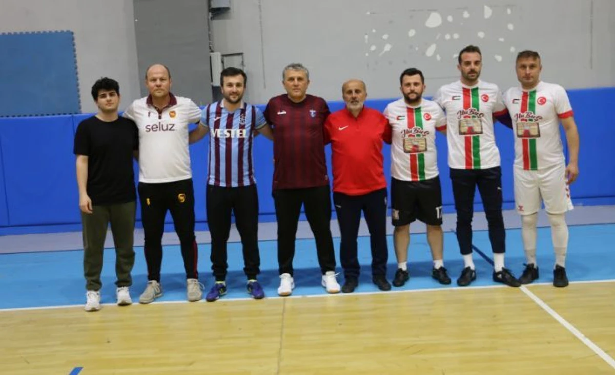 Of'ta ayak tenisi turnuvası başladı