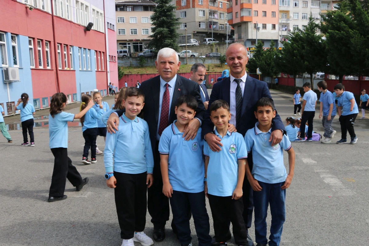 Of'ta İlk&ouml;ğretim Haftası t&ouml;renlerle kutlandı