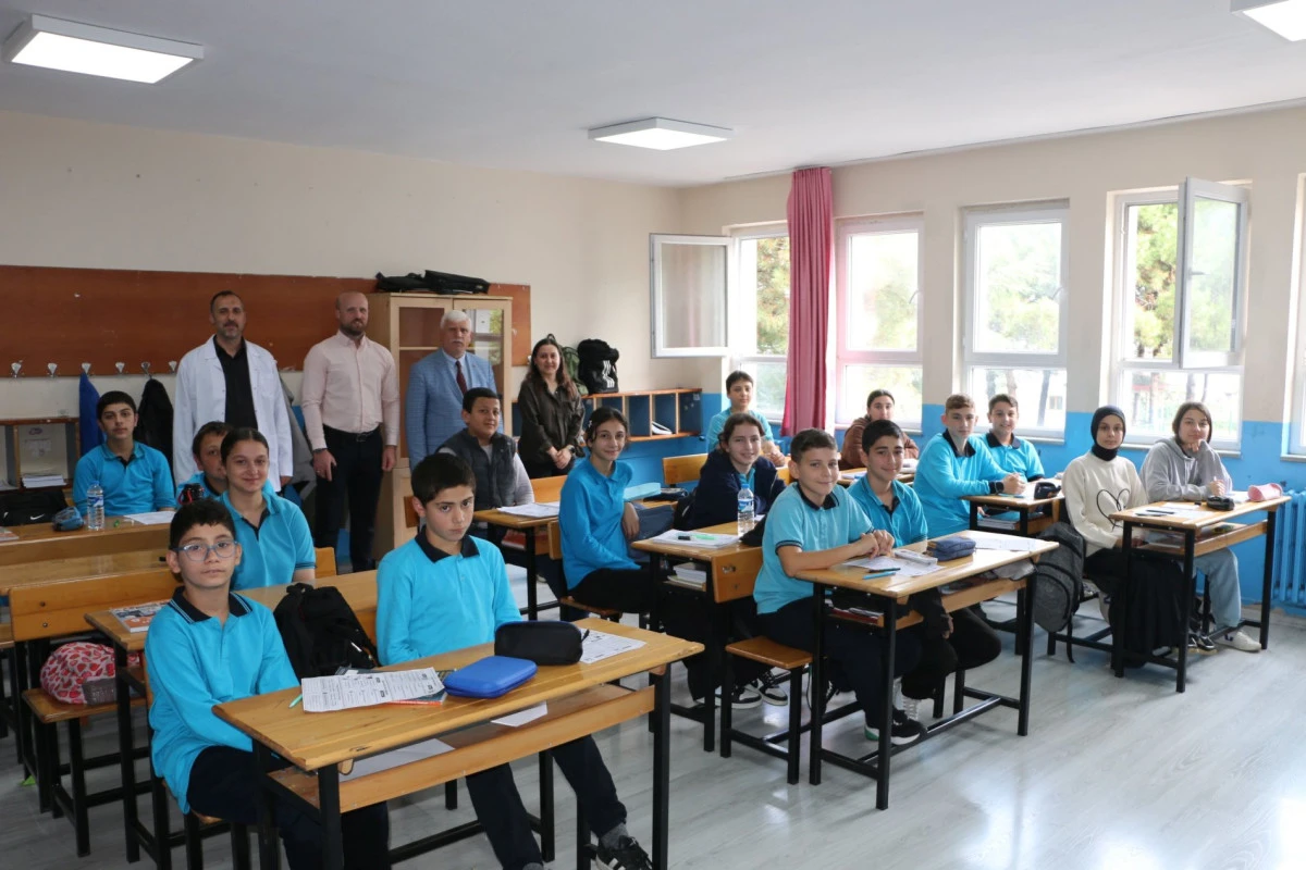 Of'ta LGS'ye hazırlanan 8. sınıf &ouml;ğrencilerine moral ziyareti