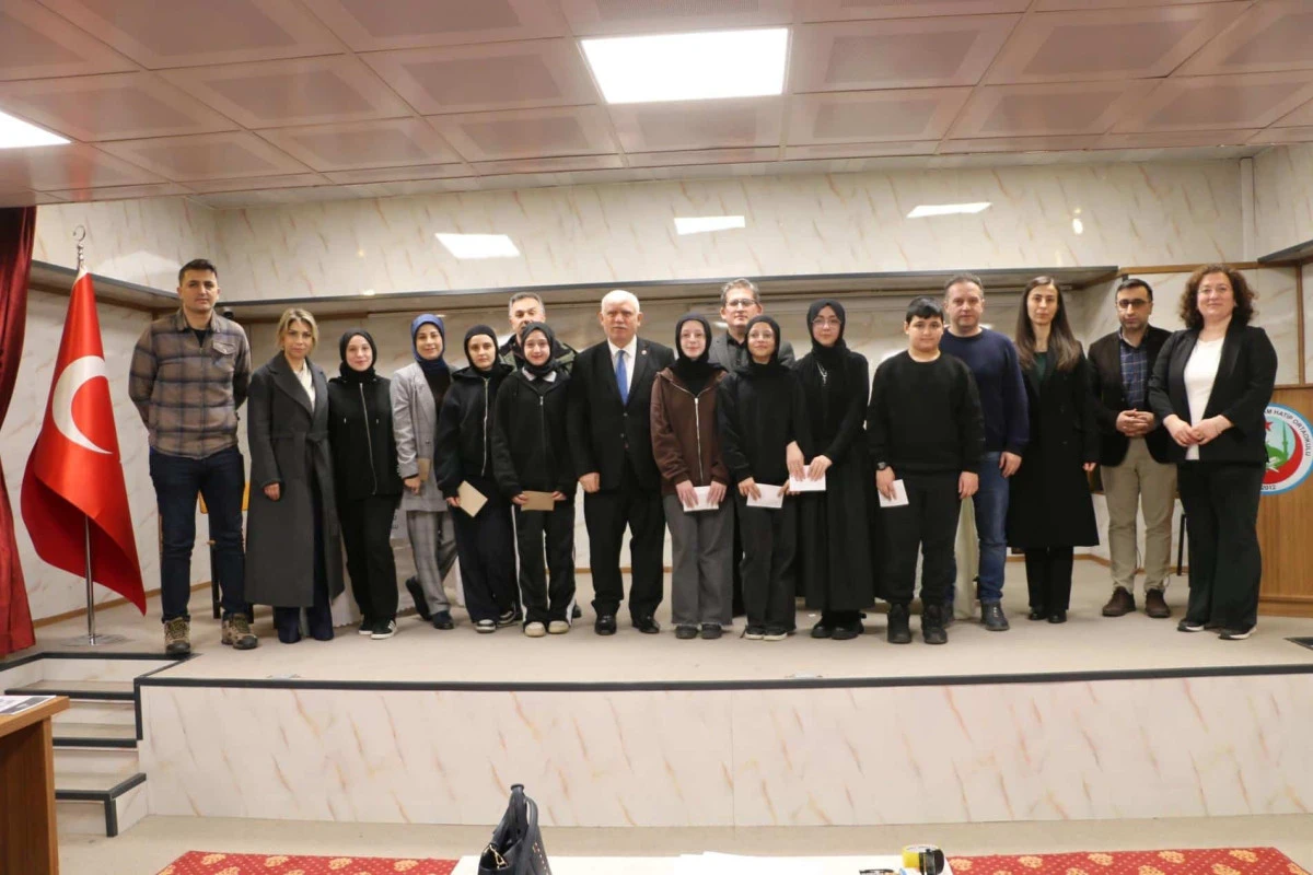 Of'ta &ouml;ğrenciler arası iklim konulu m&uuml;nazara yarışması d&uuml;zenlendi