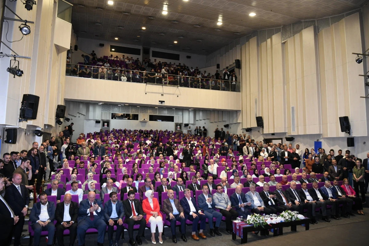 Süleyman Soylu Trabzon'da Gençlerle Buluştu