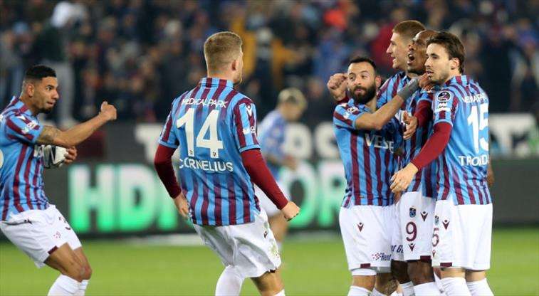 Süper Lig'de Karadeniz derbisi zamanı