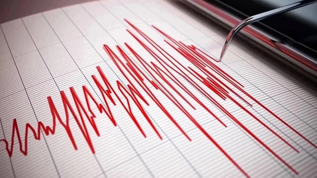 Trabzon'da deprem oldu! Detayları a&ccedil;ıklandı