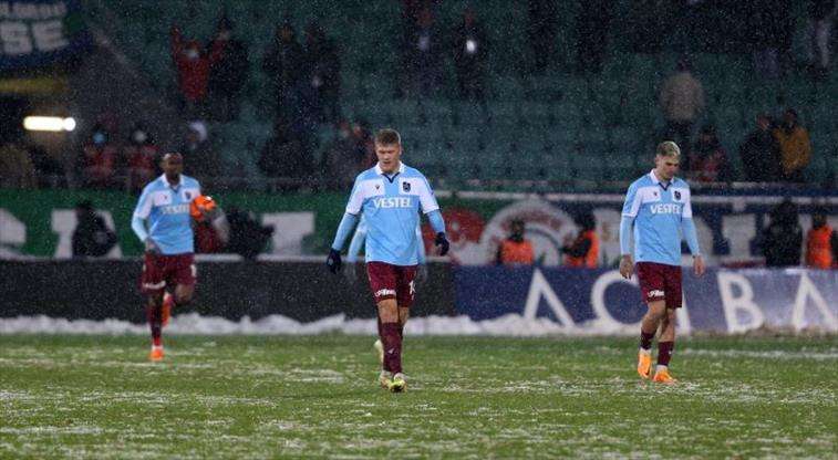 Trabzonspor ilk kez üç puanı üç golle bıraktı!