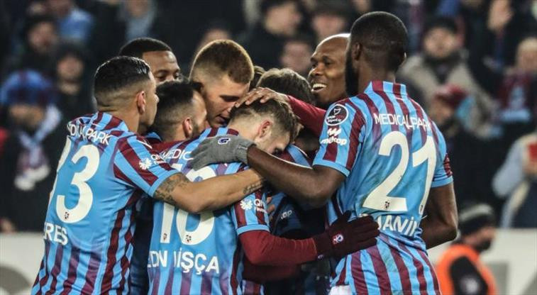 Trabzonspor'da hedef çifte kupa