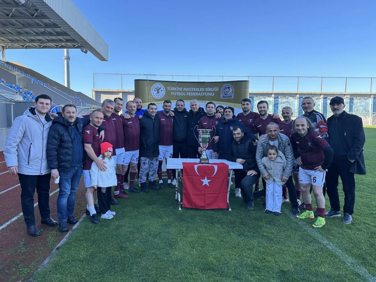 T&uuml;rkiye Masterler S&uuml;per Kupa Şampiyonu: Of Masterlar Takımı