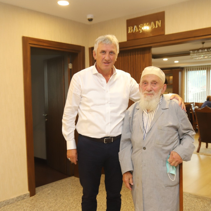 Ahmet Zırıh Vefat Etti